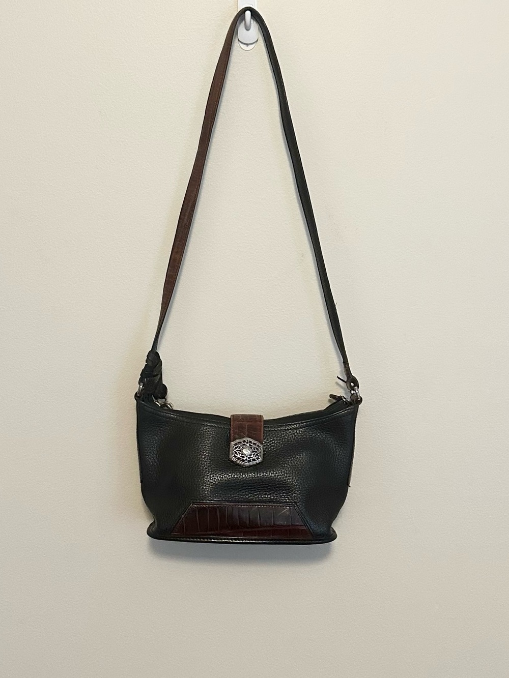 Brighton Black Leather Croc Embossed Crossbody Bag Silver Hardware Purse